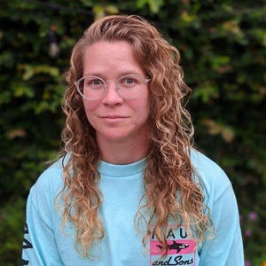 Meet your Posher, Thea